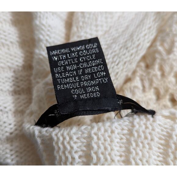 89th and  Madison open Cardigan SzMBust 40"Cream color multi Texture - Picture 8 of 9